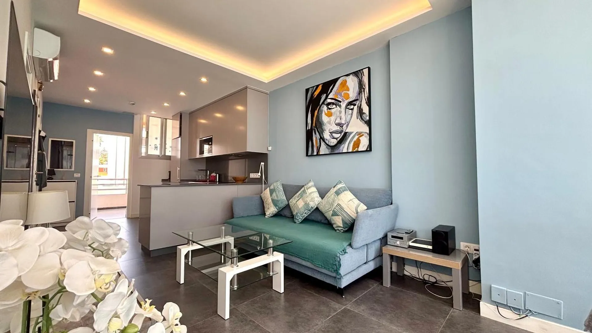 Apartment Loris Home Playa Ingles 50Mt From Yumbo By Luca Properties Gran Canaria San Bartolome de Tirajana  Spain